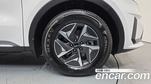 Kia Sorento 2022 — фото 5 из 20
