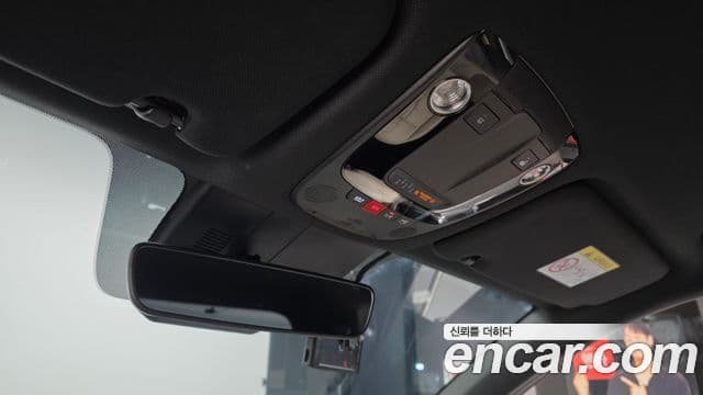 Kia Sorento 2022 — Şəkil 18/20