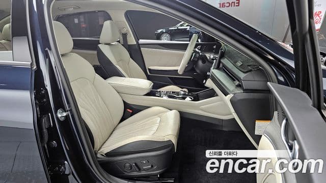 Kia K5 2024 — Şəkil 10/20