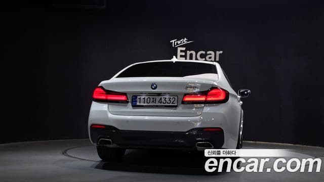 BMW 5 Series 2022 — фото 4 из 20