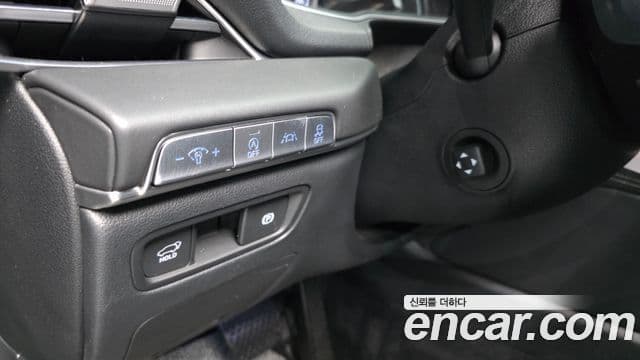 Genesis GV80 2021 — ფოტო 16/20