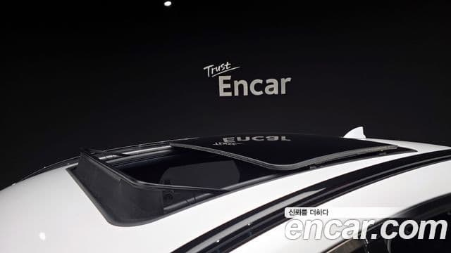 Genesis GV70 2021 — Şəkil 19/20