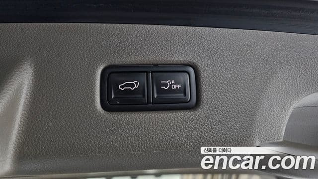 Kia Carnival 2023 — фото 20 из 20