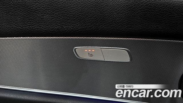 Mercedes-Benz E-Class 2019 — фото 18 из 20