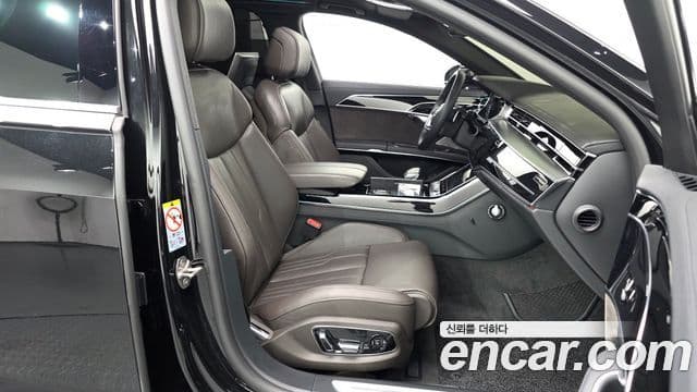Audi A8 2021 — Şəkil 9/20
