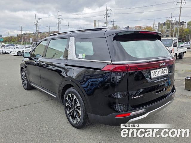 Kia Carnival 2023 — Фото 5/20