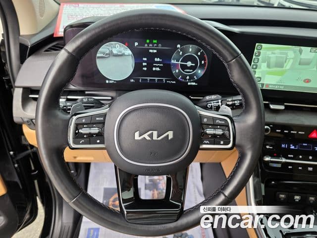 Kia Carnival 2023 — Фото 12/20