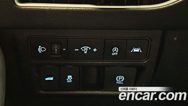 Hyundai Sonata 2022 — ფოტო 19/20