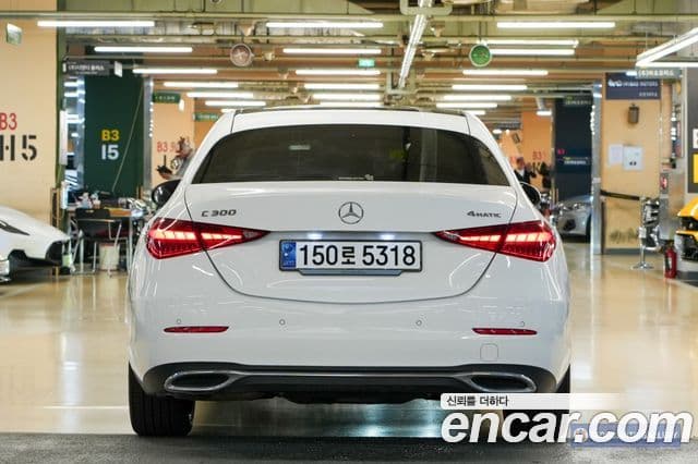 Mercedes-Benz C-Class 2024 — Фото 4/20