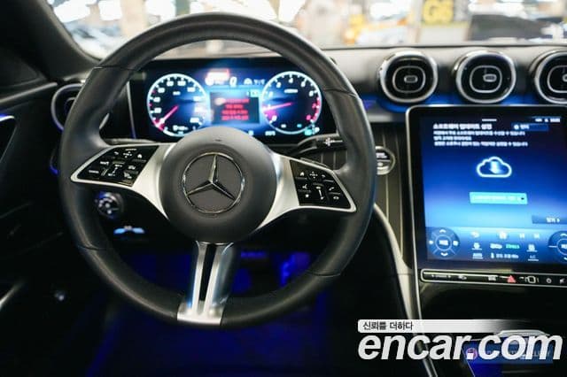 Mercedes-Benz C-Class 2024 — Фото 9/20