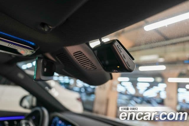 Mercedes-Benz C-Class 2024 — Фото 15/20