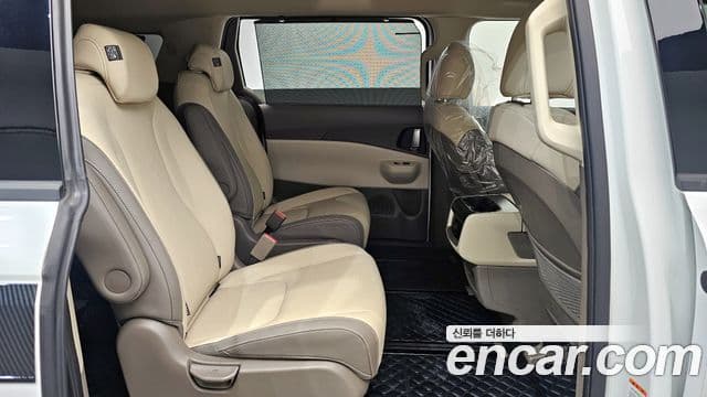 Kia Carnival 2025 — Şəkil 12/20