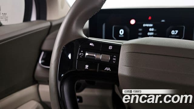 Kia Carnival 2025 — Şəkil 18/20