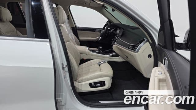 BMW X7 2021 — ფოტო 11/20