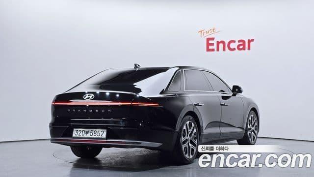 Hyundai Grandeur 2023 — фото 1 из 20