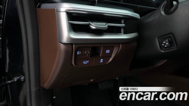 Hyundai Grandeur 2023 — фото 16 из 20