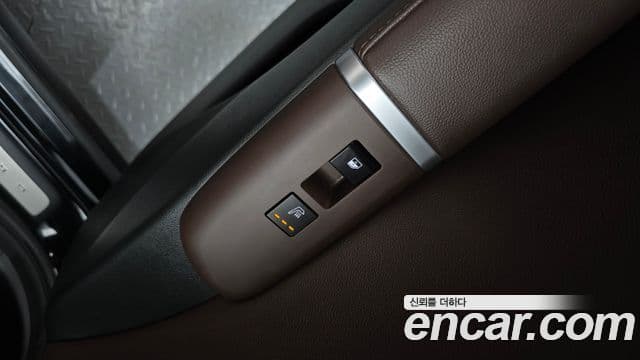 Hyundai Grandeur 2023 — фото 17 из 20