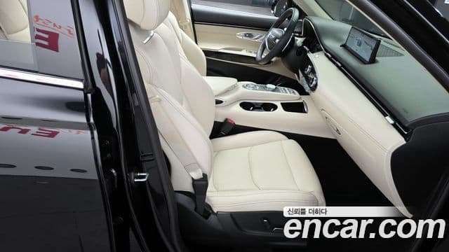 Genesis GV70 2023 — Şəkil 12/20