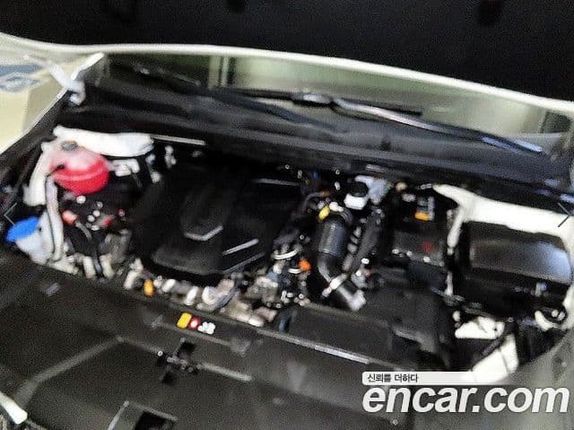 Kia Carnival 2021 — Şəkil 19/20