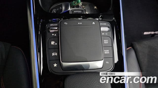 Mercedes-Benz GLA-Class 2020 — Şəkil 19/20
