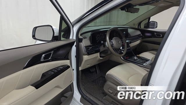 Kia Carnival 2021 — Фото 10/20