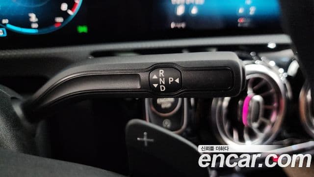 Mercedes-Benz A-Class 2021 — фото 9 из 20
