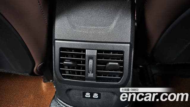 BMW 1 Series 2025 — ფოტო 18/20