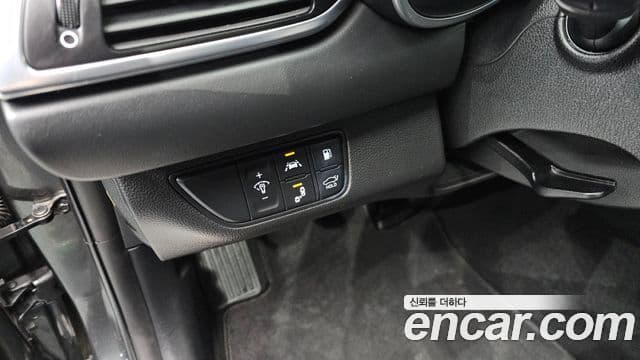 Genesis G70 2019 — фото 14 из 20