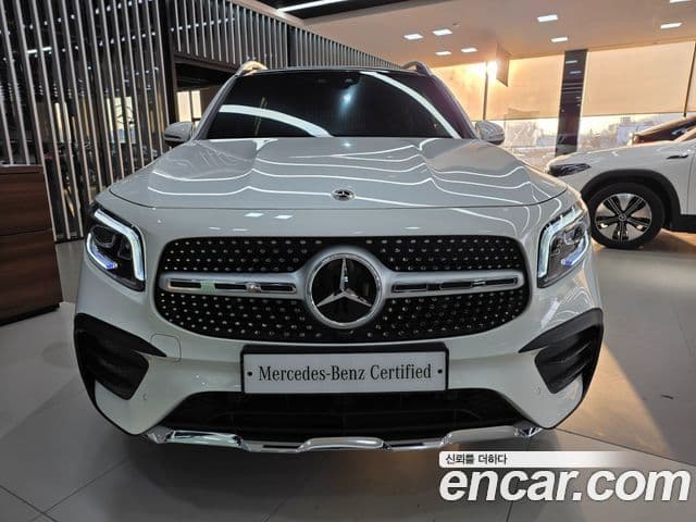 Mercedes-Benz GLB-Class 2022 — ფოტო 2/20