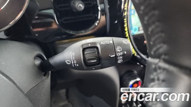 Mini Cooper S 2022 — фото 14 из 20