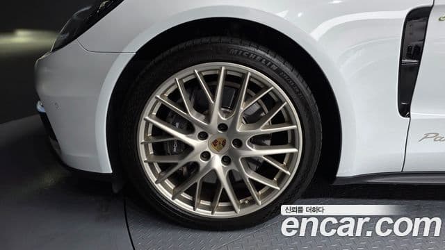 Porsche Panamera 2020 — Şəkil 5/20