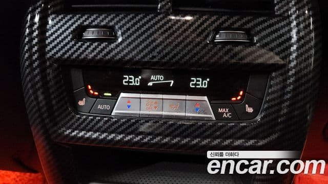 BMW X6 2021 — ფოტო 17/20