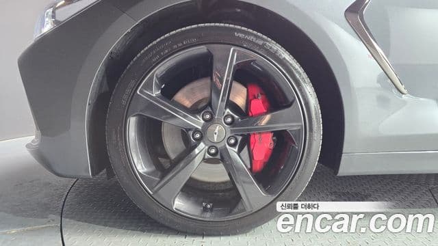 Genesis G70 2018 — ფოტო 5/20