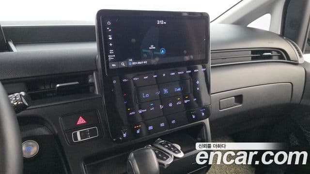 Hyundai Staria 2022 — Şəkil 17/20