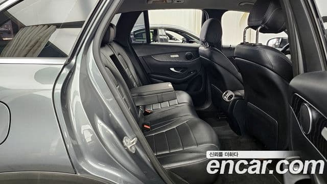 Mercedes-Benz GLC-Class 2019 — Şəkil 12/20