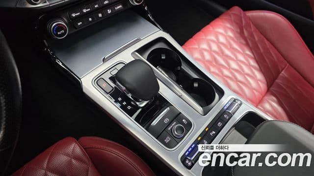 Kia Stinger 2021 — Фото 9/20