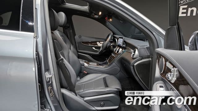Mercedes-Benz GLC-Class 2020 — фото 12 из 20