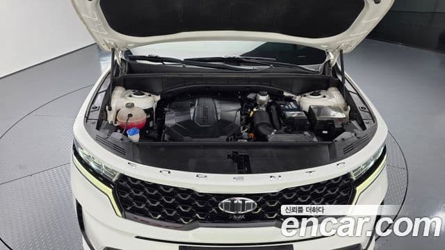 Kia Sorento 2020 — ფოტო 5/20
