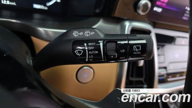 Kia Sorento 2020 — ფოტო 18/20