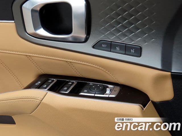 Kia Sorento 2023 — ფოტო 11/20
