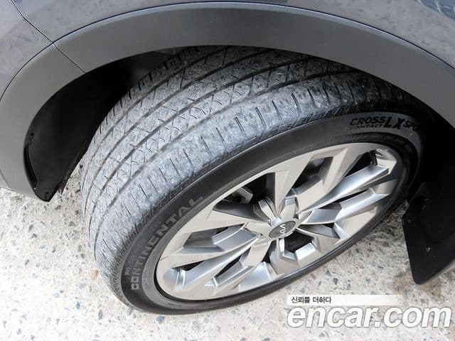 Kia Sorento 2023 — ფოტო 20/20