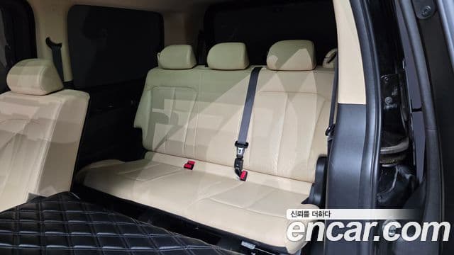 Hyundai Staria 2022 — ფოტო 13/20