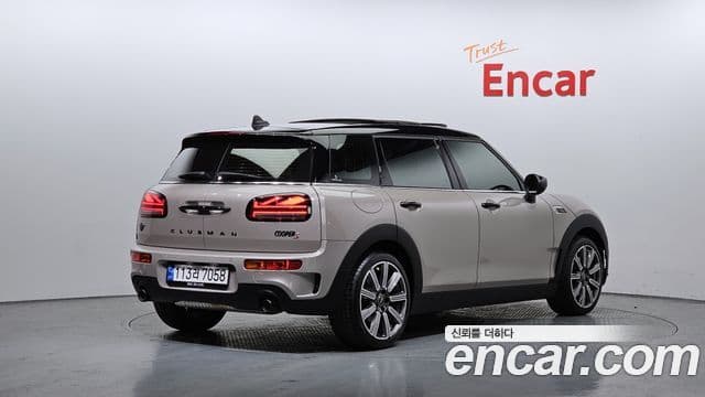 Mini Cooper S Clubman 2022 — ფოტო 2/20