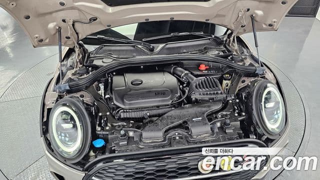 Mini Cooper S Clubman 2022 — ფოტო 6/20