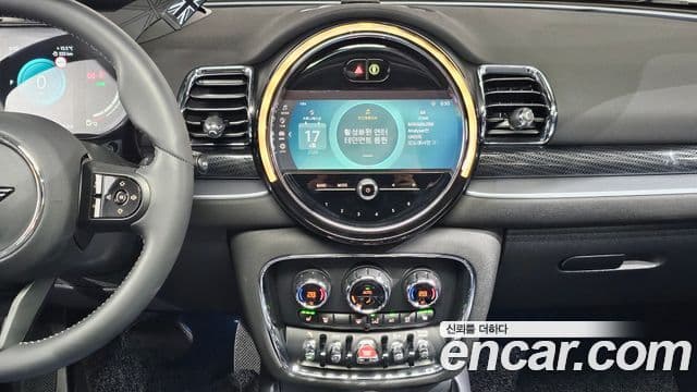 Mini Cooper S Clubman 2022 — ფოტო 19/20