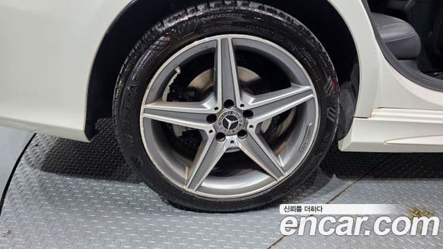 Mercedes-Benz C-Class 2018 — фото 5 из 20