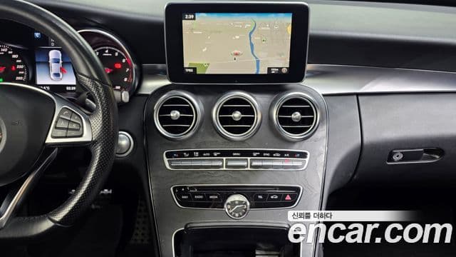 Mercedes-Benz C-Class 2018 — фото 14 из 20