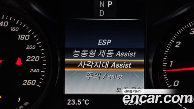 Mercedes-Benz C-Class 2018 — ფოტო 16/20