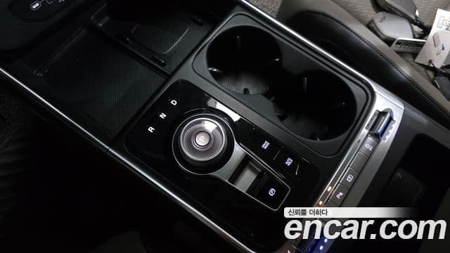 Kia Carnival 2024 — ფოტო 9/20