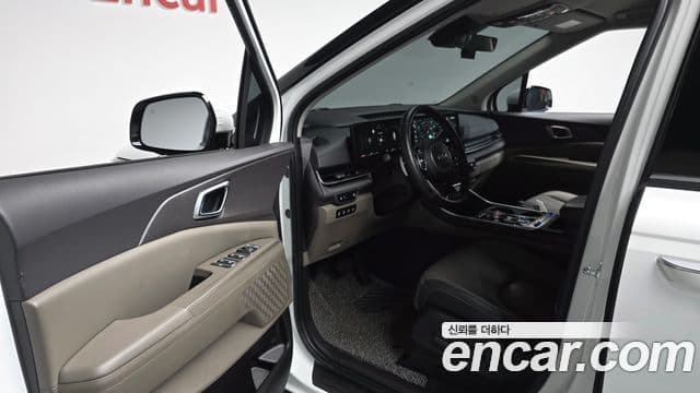 Kia Carnival 2024 — ფოტო 10/20